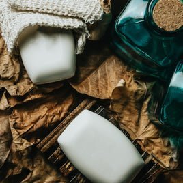 Come lavare, asciugare e stirare i capi in Cashmere. I consigli dei Lanaioli - Lanaioli Maglieria Filiera Corta Sostenibile & Filati Naturali