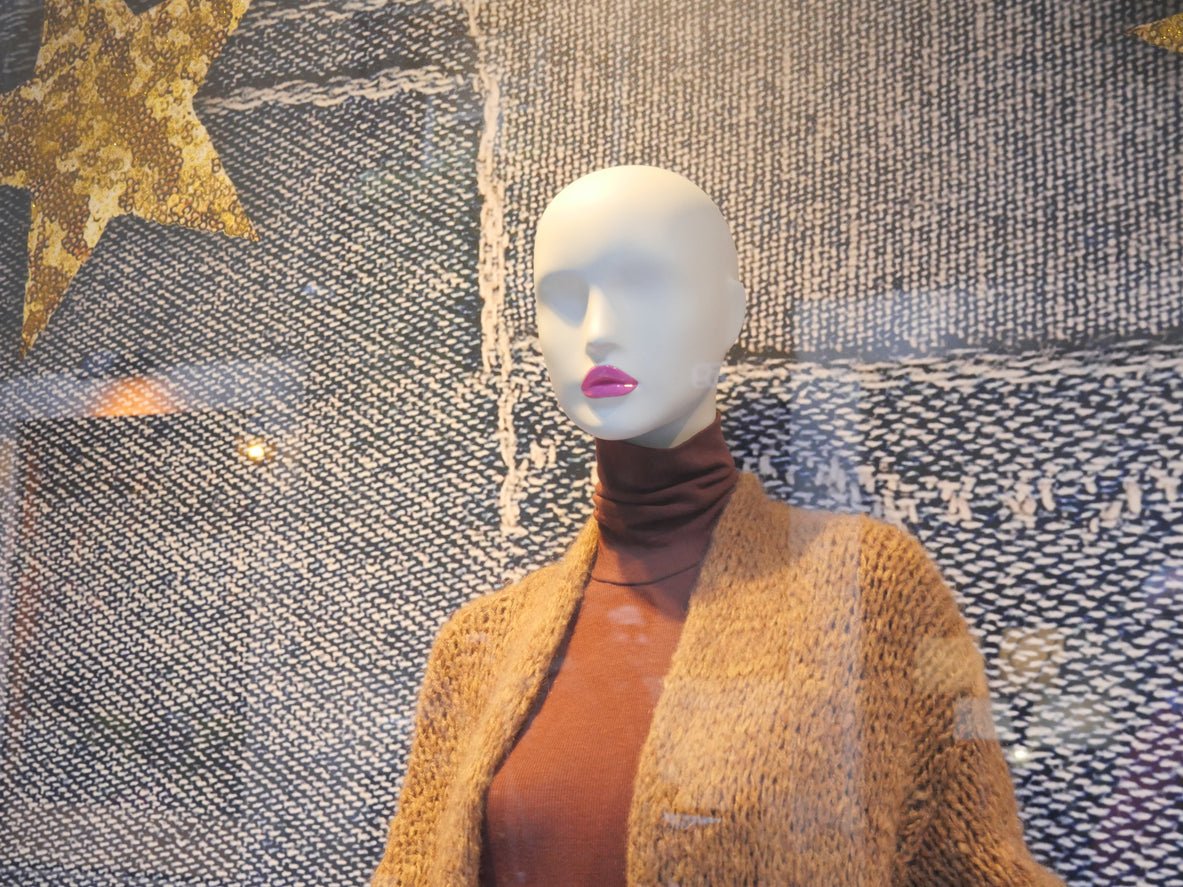 I capi in lana più iconici nella storia della moda - Lanaioli Maglieria Filiera Corta Sostenibile & Filati Naturali