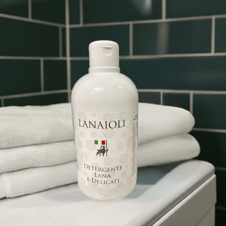 Detergente Lana e Delicati - Lanaioli Maglieria Filiera Corta Sostenibile & Filati Naturali