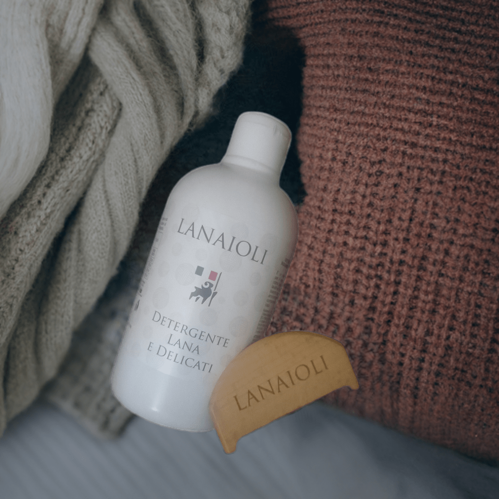 Kit per la cura dei capi in lana e cashmere - Lanaioli Maglieria Filiera Corta Sostenibile & Filati Naturali