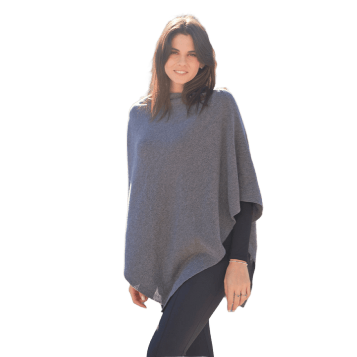 Mantella asimmetrica donna in lana merino extrafine cashmere e seta - Lanaioli Maglieria Filiera Corta Sostenibile & Filati Naturali